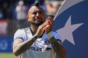 Arturo Vidal en las votaciones: "Primer el blanco, y después el azul"