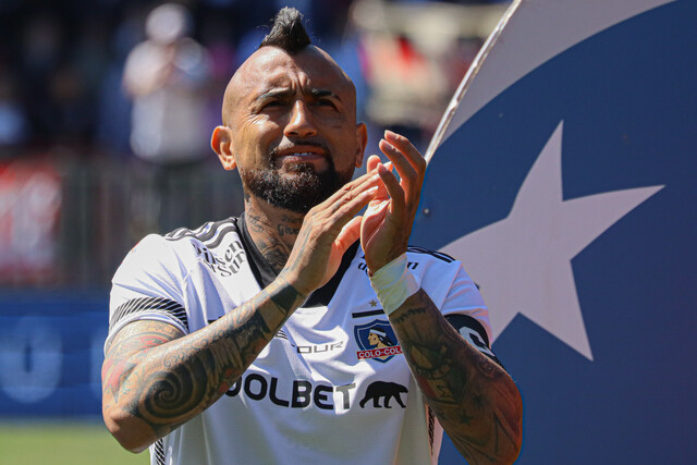 Arturo Vidal en las votaciones: "Primer el blanco, y después el azul"