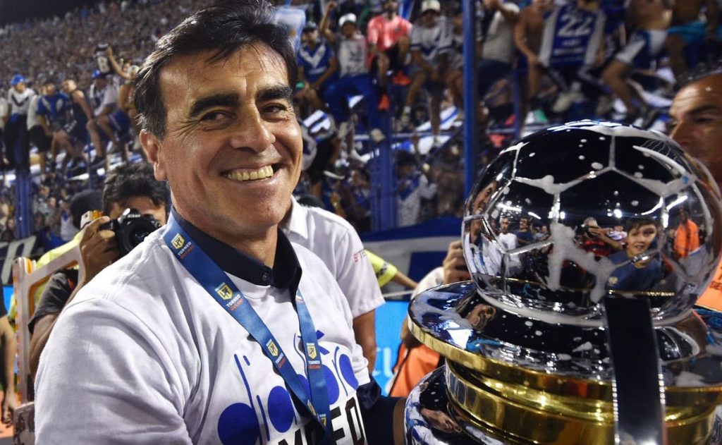 Gustavo Quinteros se irá de Vélez Sarsfield y dirigirá a un grande de Brasil: ¿De quién trata?