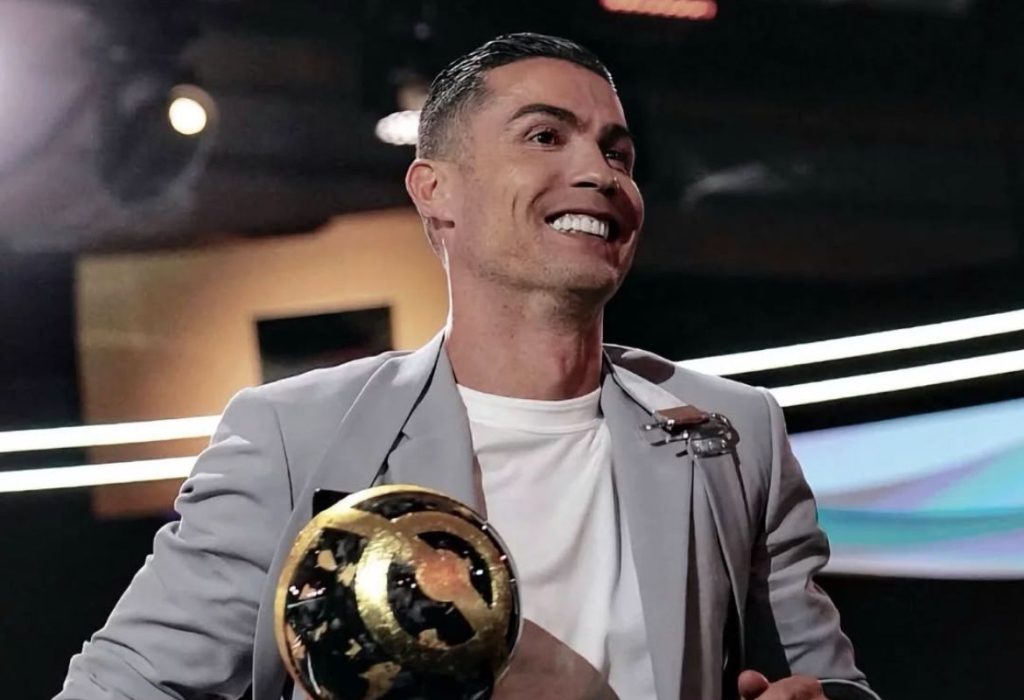 Cristiano Ronaldo sin miedo al éxito: Vinicius tenía que ganar el Balón de Oro, por eso aprecio Globe Soccer, aquí si hacen los premios justos”