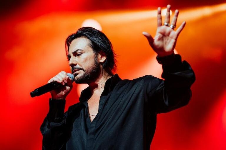 Beto Cuevas agenda concierto en el Teatro Municipal de Santiago: ¿Cuando es el show?