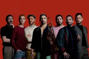 Moral Distraída anuncia show en Santiago con nueva etapa musical