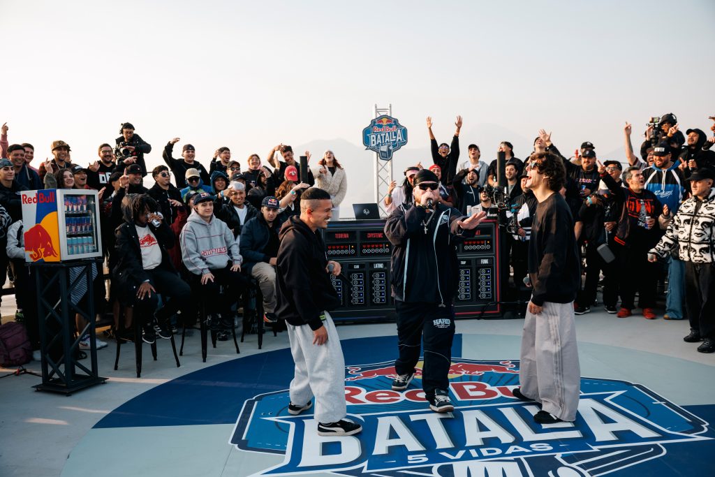 Red Bull Batalla 5 Vidas Chile 2026: Teorema y Chystemc se enfrentan en una edición grabada desde el cielo de Santiago